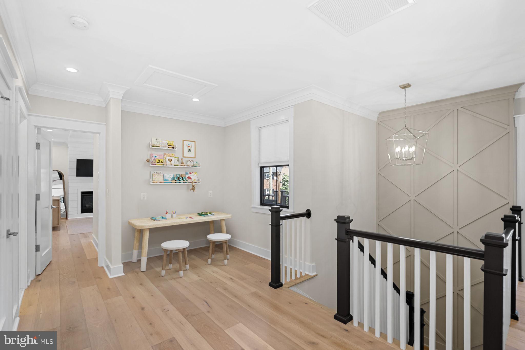 ARLINGTON FOREST - Residential