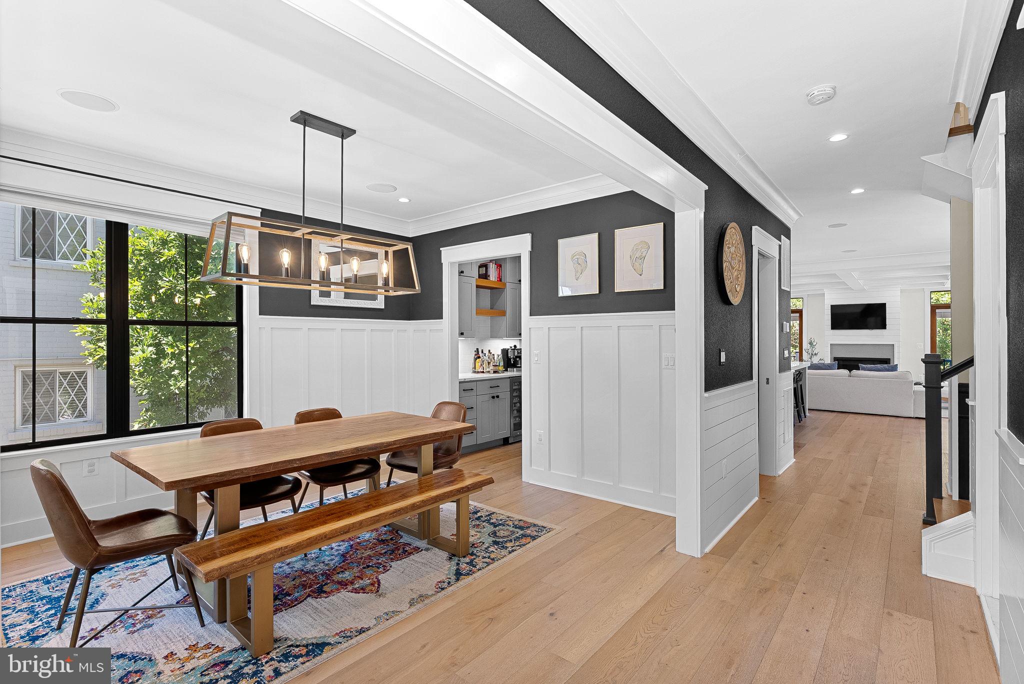 ARLINGTON FOREST - Residential