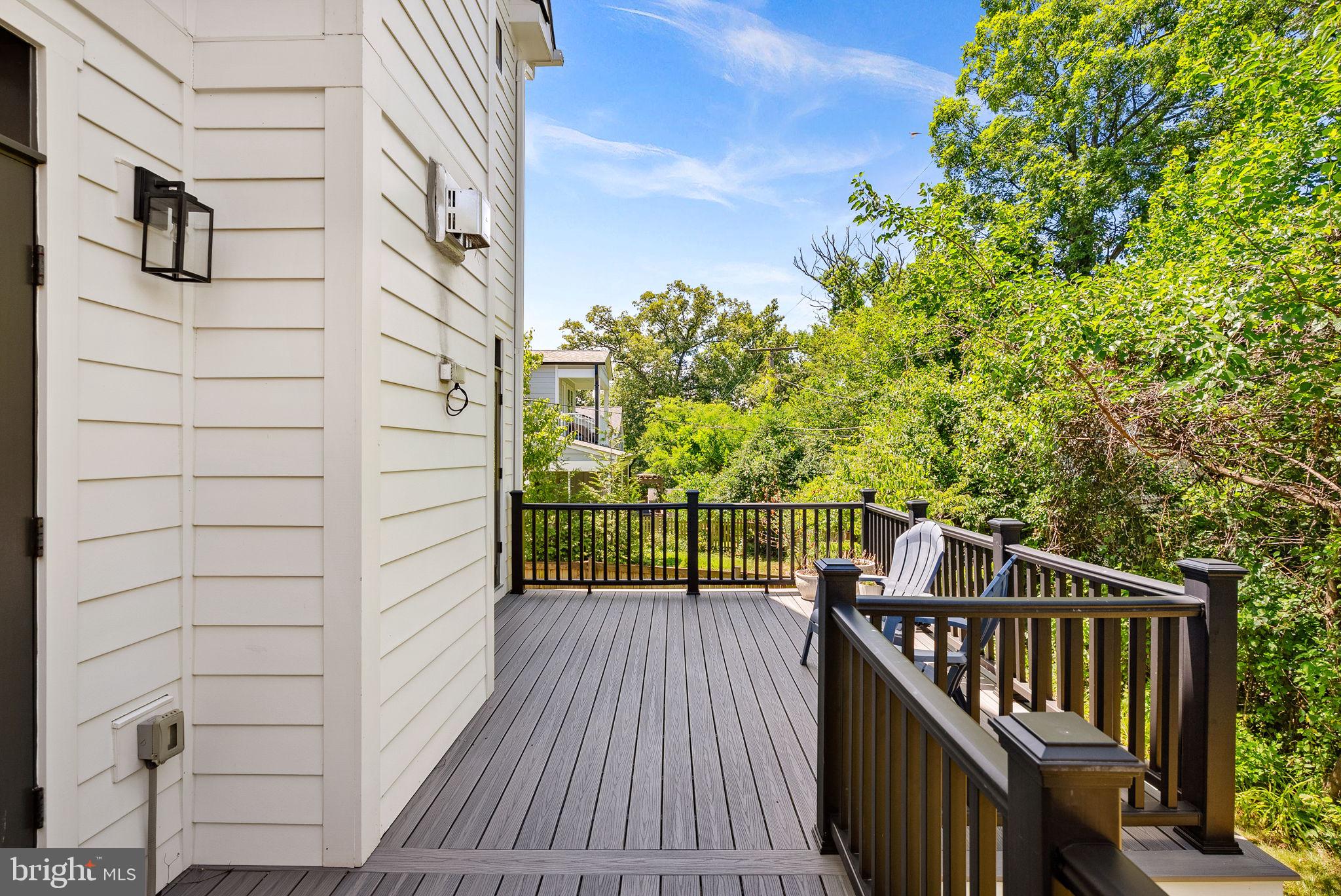 ARLINGTON FOREST - Residential