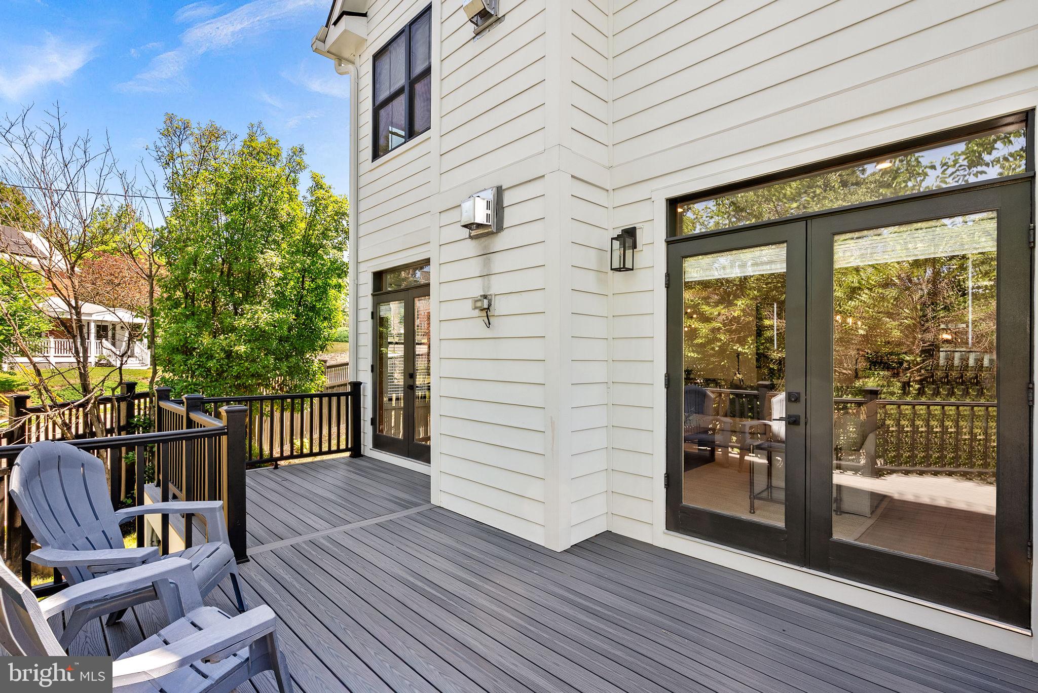 ARLINGTON FOREST - Residential