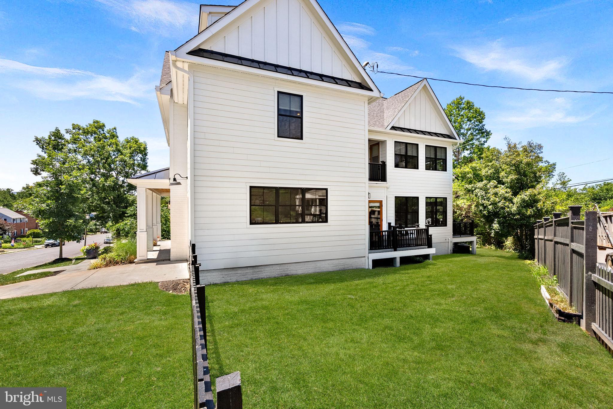 ARLINGTON FOREST - Residential