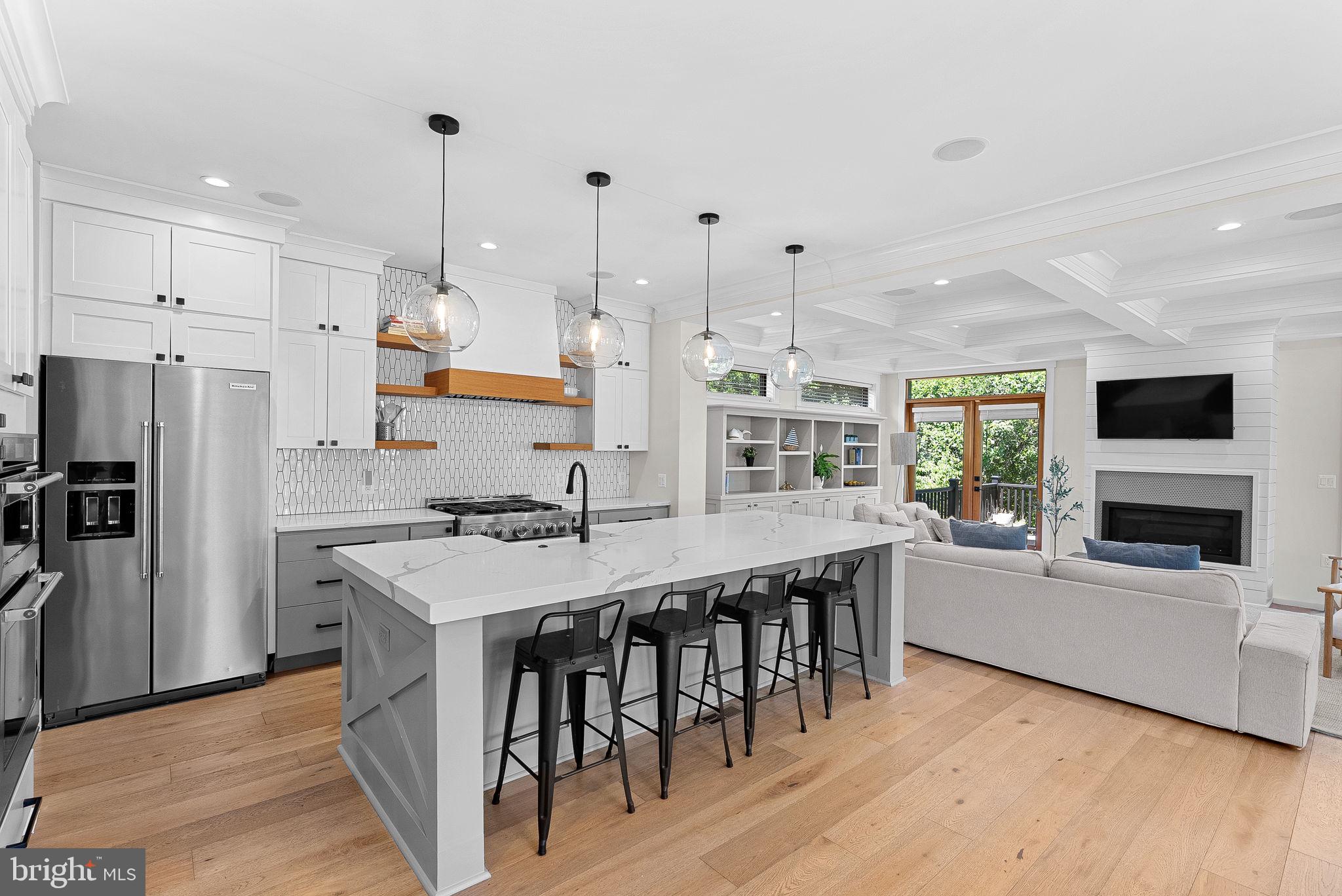 ARLINGTON FOREST - Residential