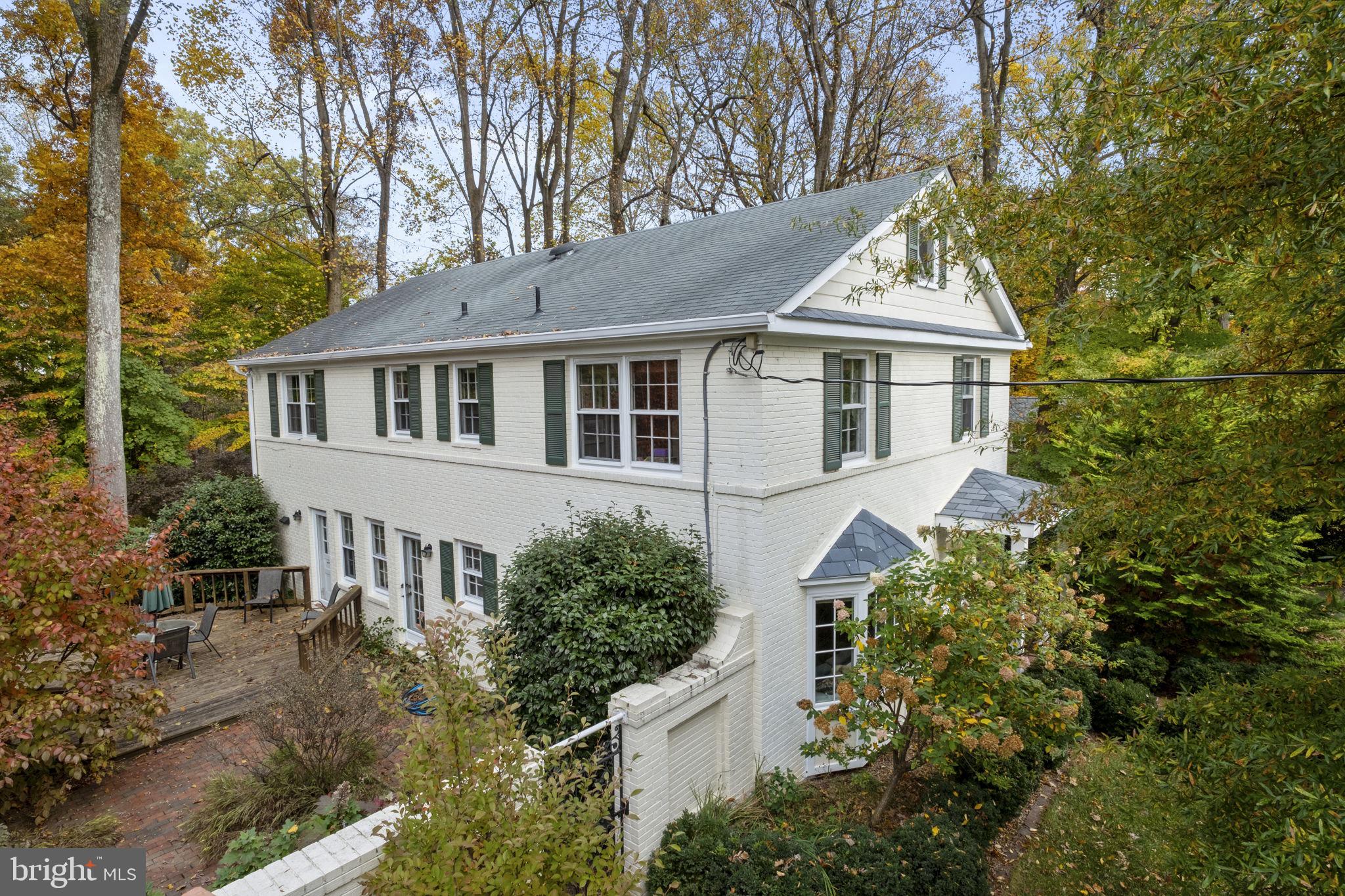 WOODLAND ACRES - Residential