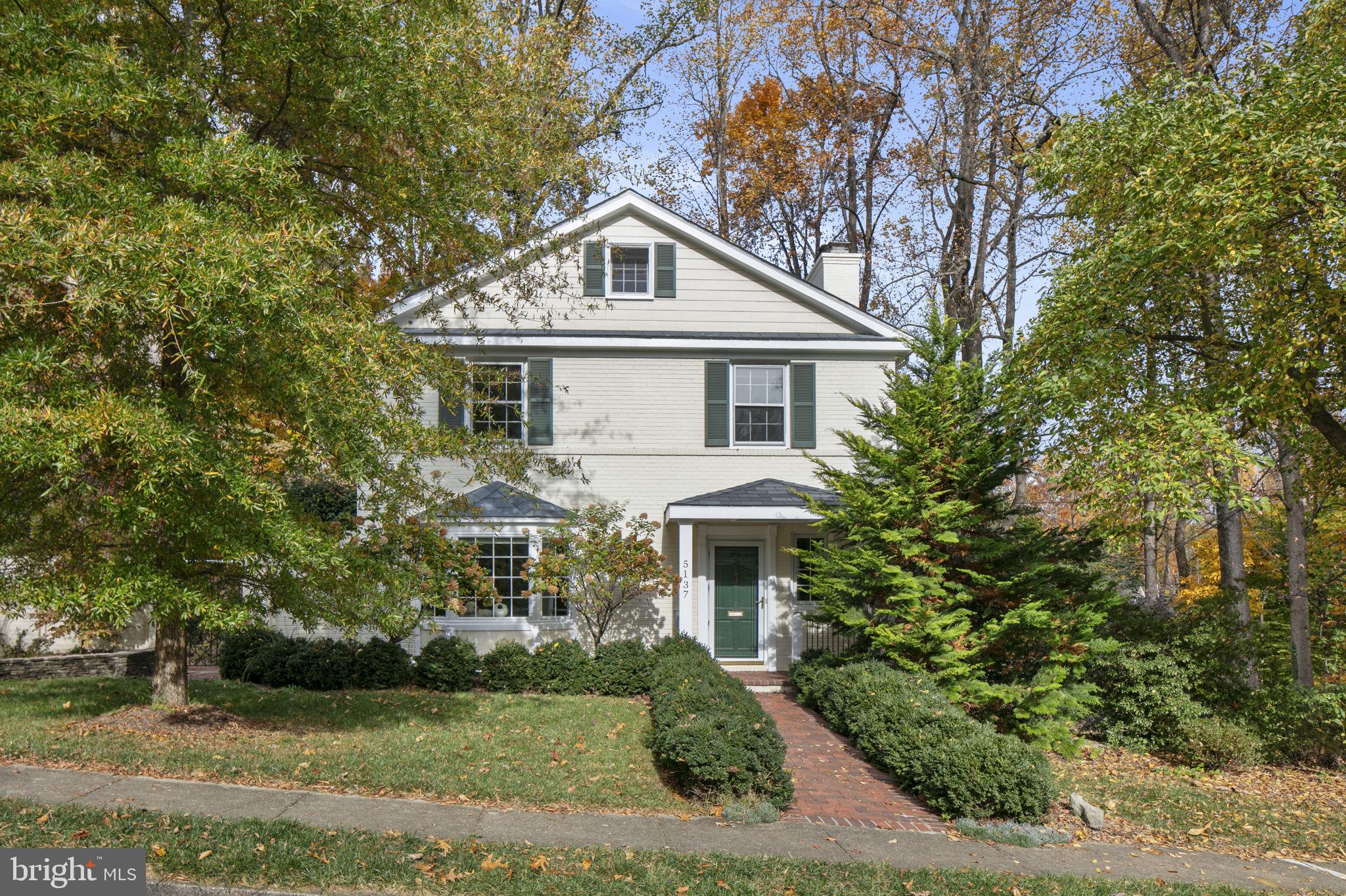 WOODLAND ACRES - Residential
