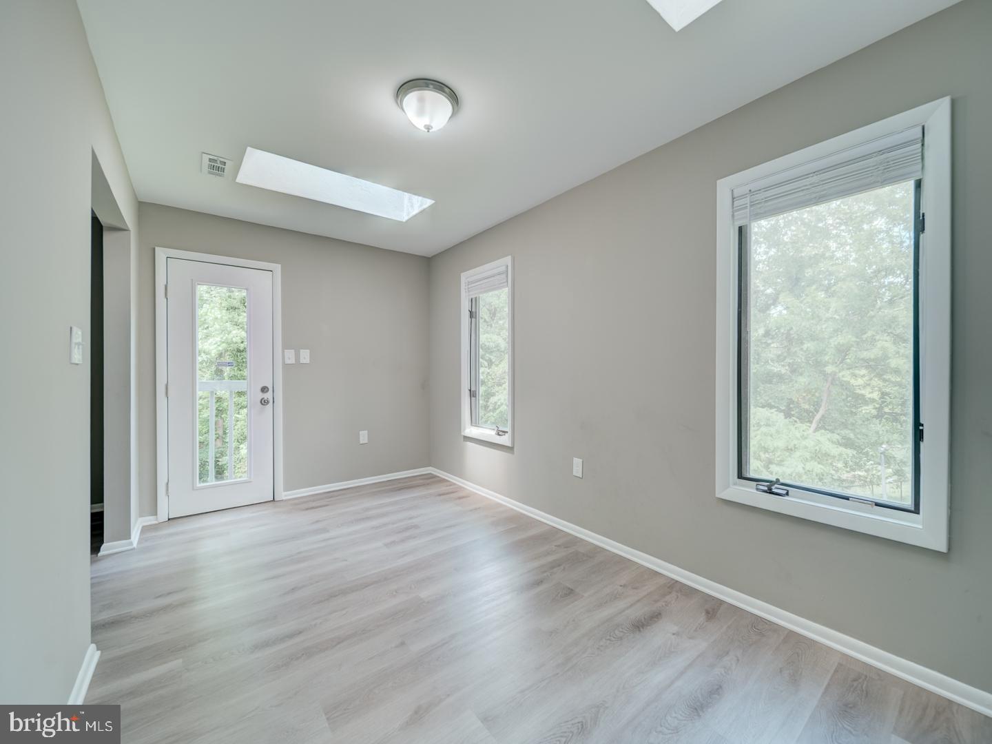 SOUTHVIEW - Residential