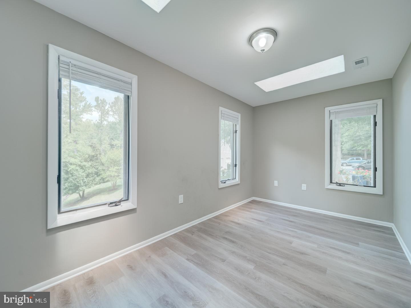 SOUTHVIEW - Residential