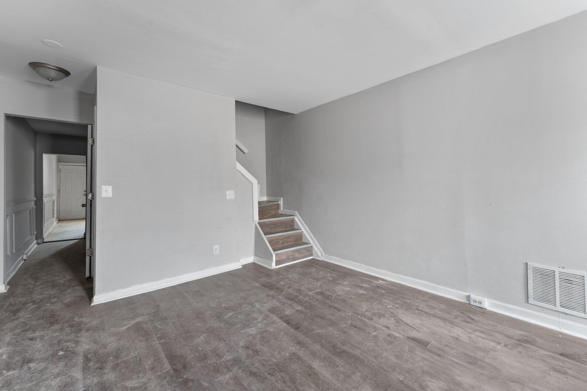 BROADWAY EAST - Residential