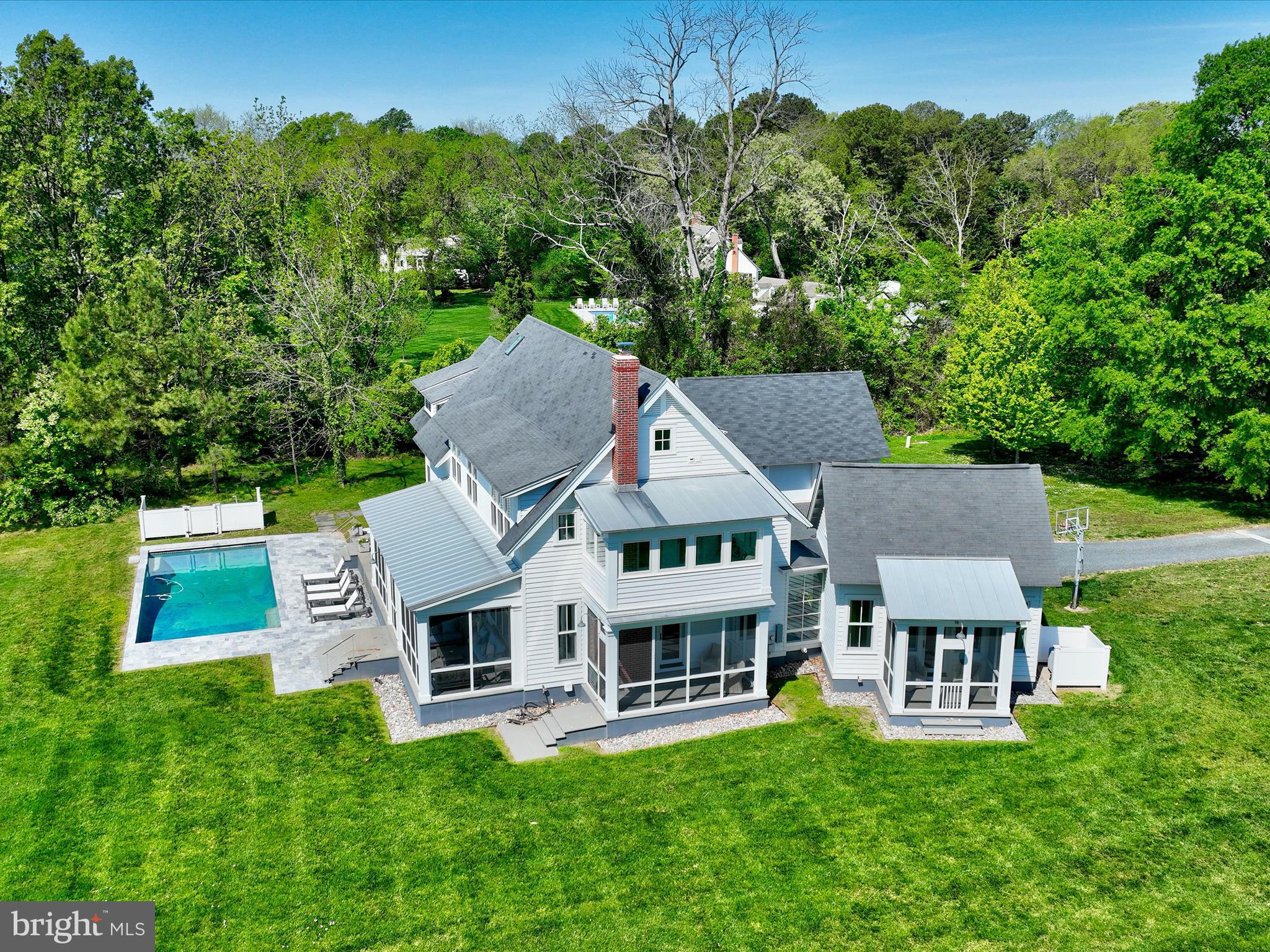 EASTON - Residential