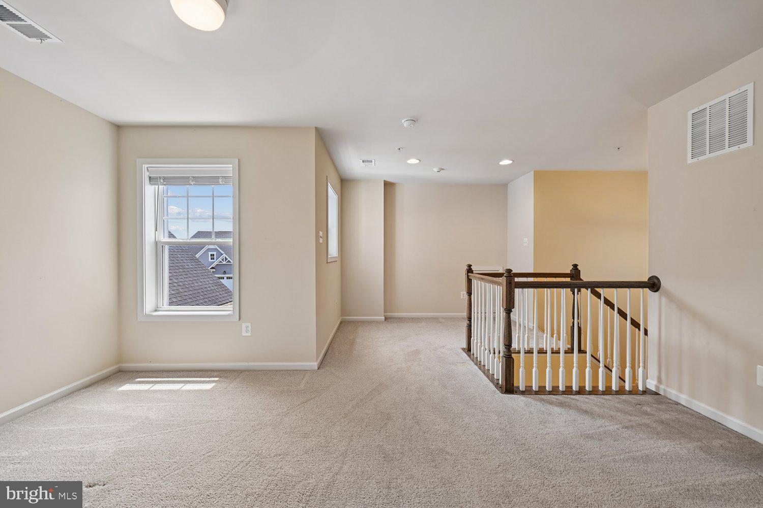 TWO RIVERS - Residential
