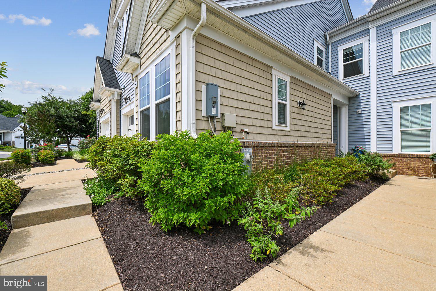 TWO RIVERS - Residential