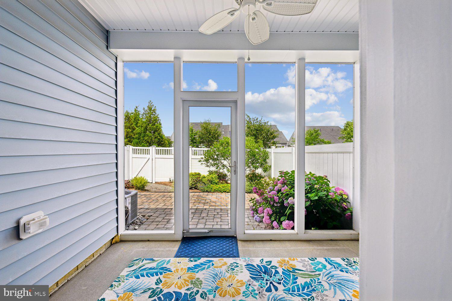 TWO RIVERS - Residential