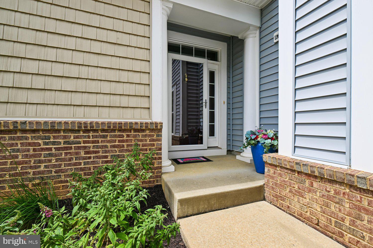 TWO RIVERS - Residential