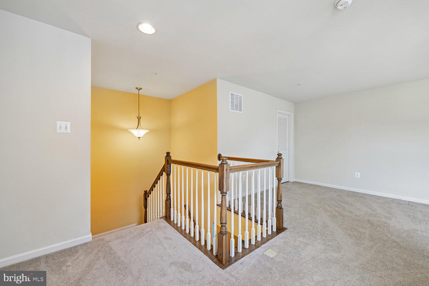 TWO RIVERS - Residential