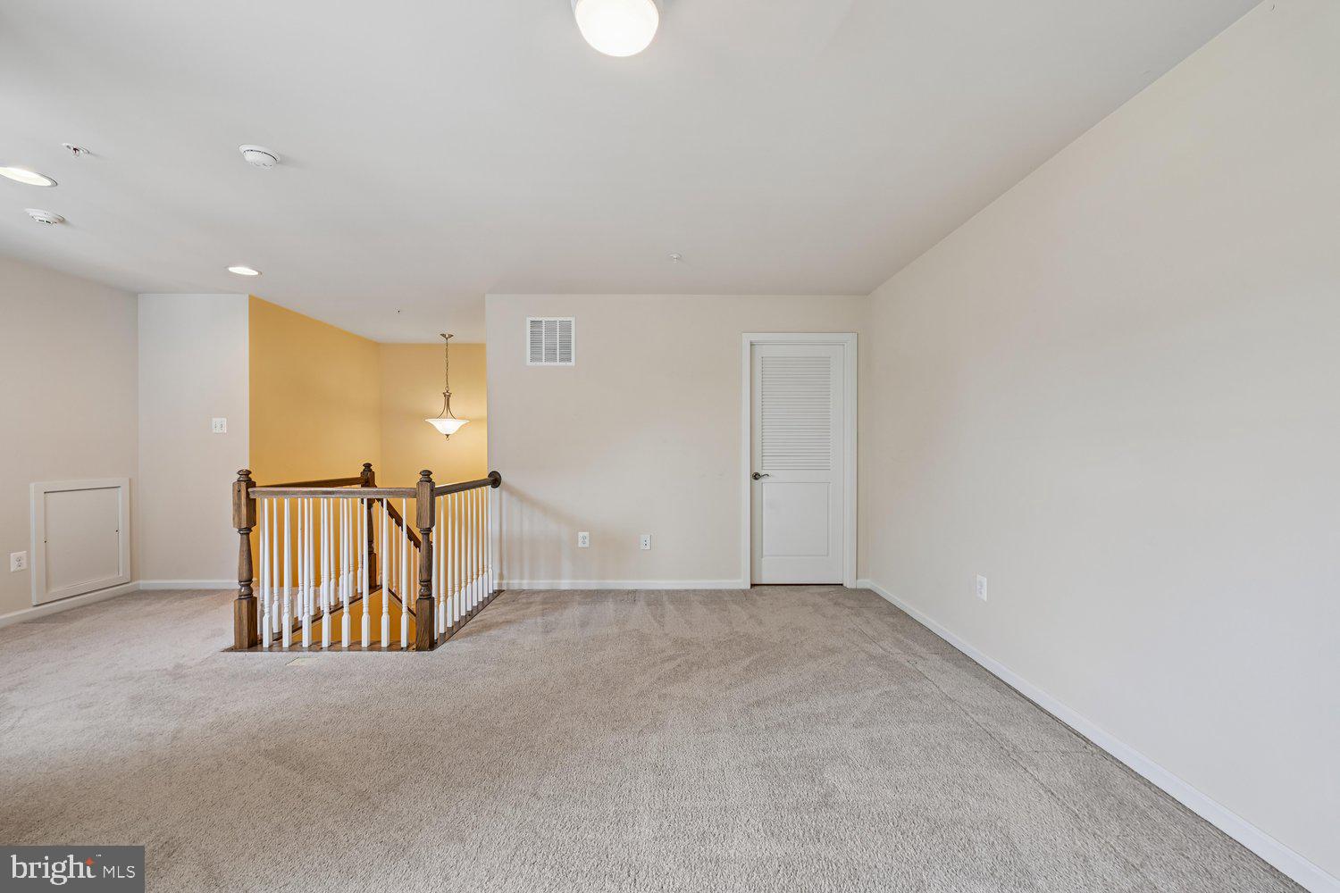 TWO RIVERS - Residential