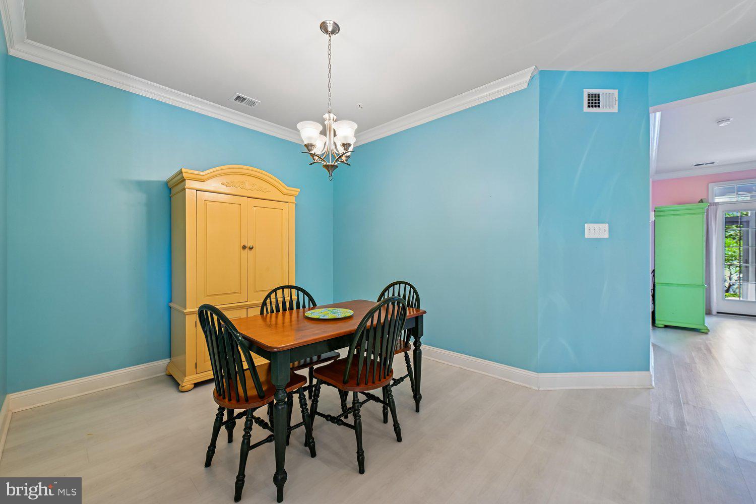 TWO RIVERS - Residential