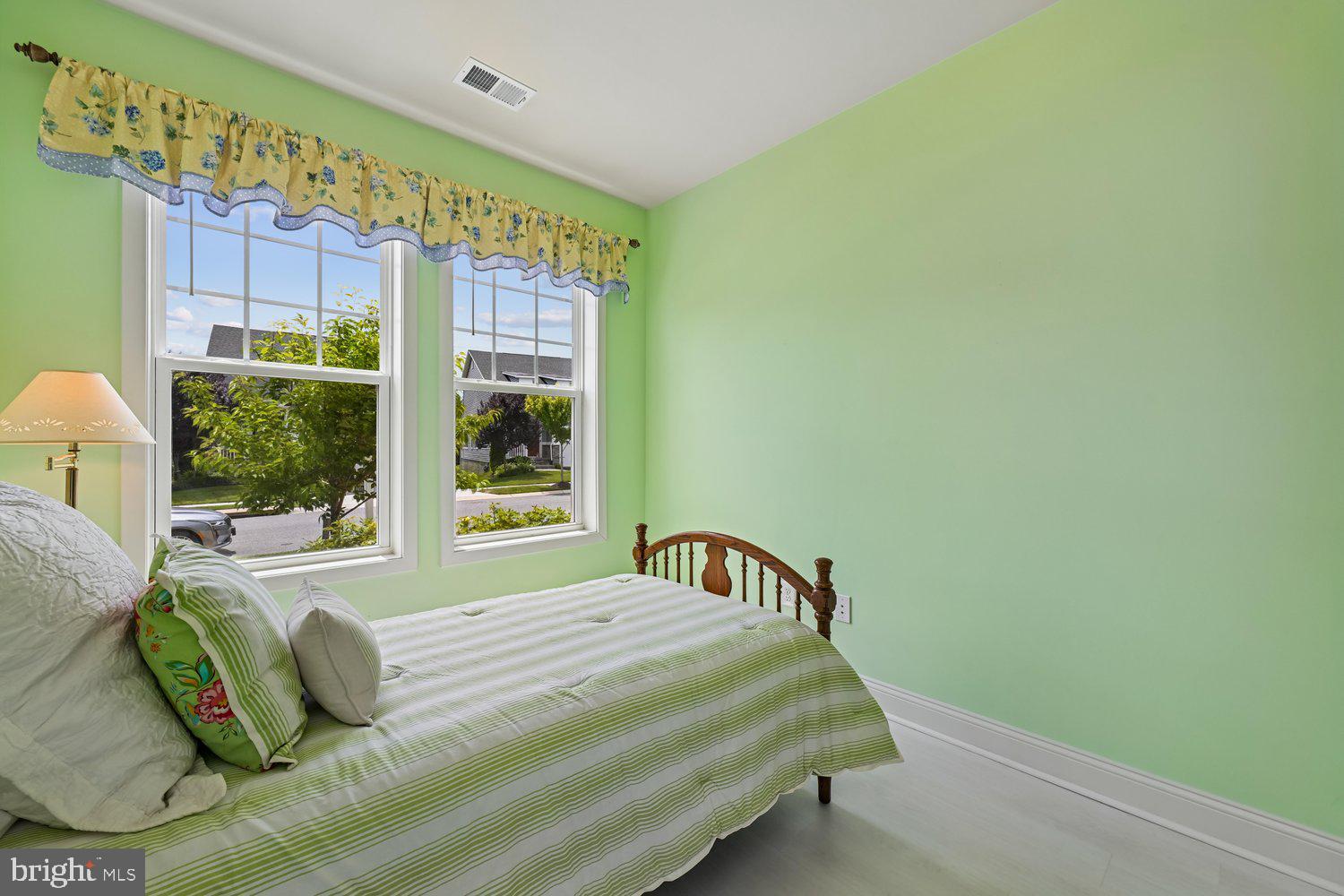 TWO RIVERS - Residential