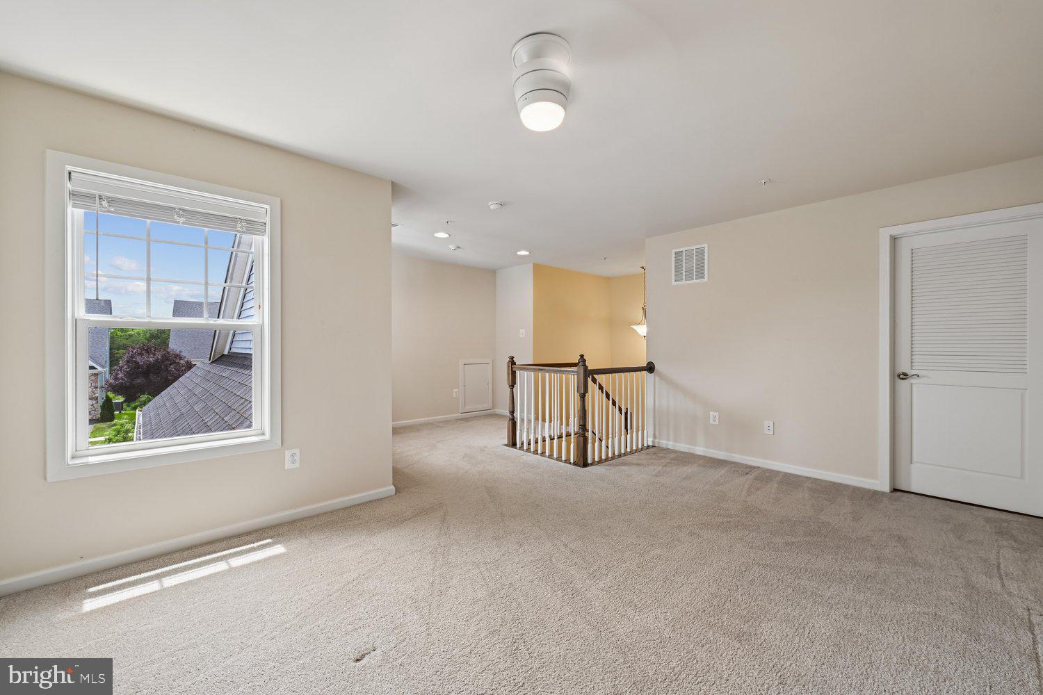 TWO RIVERS - Residential