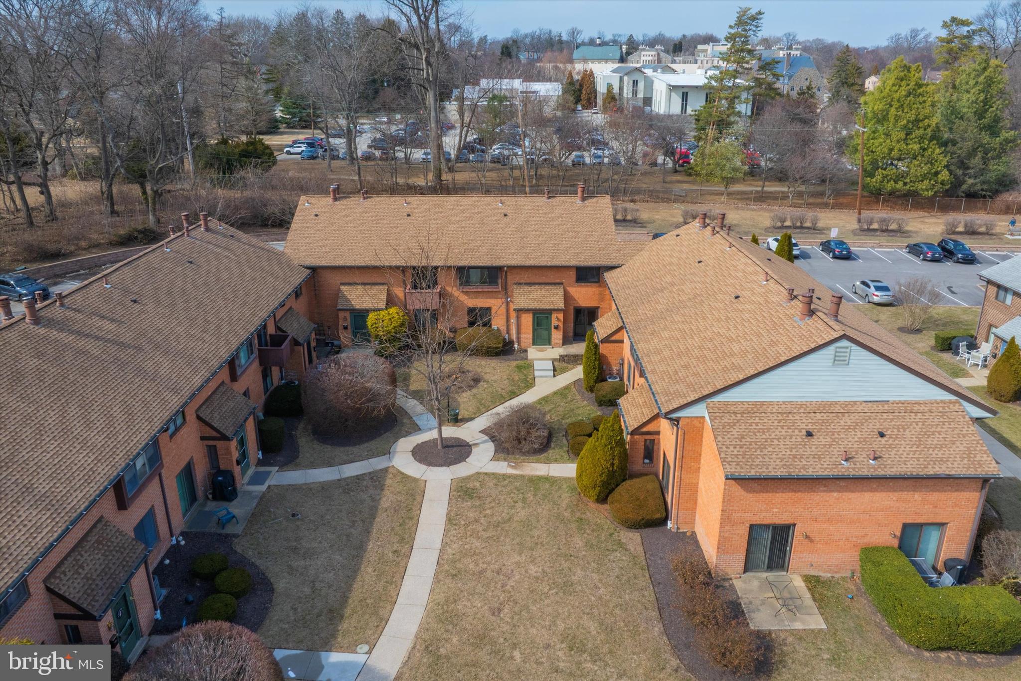 HAVERFORD VIL - Residential