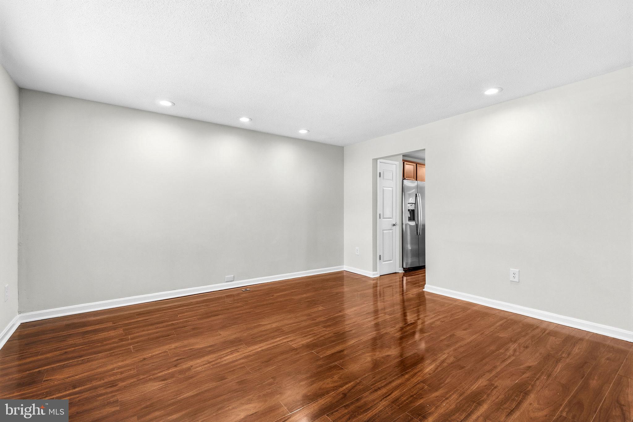 BRANDERMILL - Residential