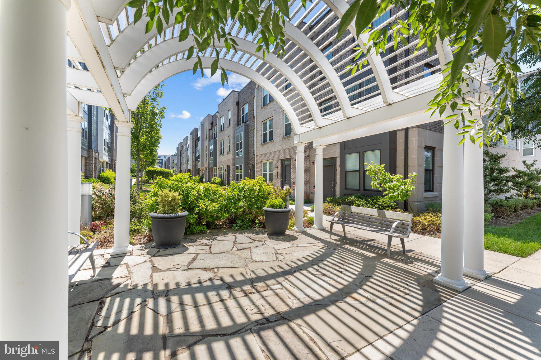 METROPARK AT ARROWBROOK - Residential