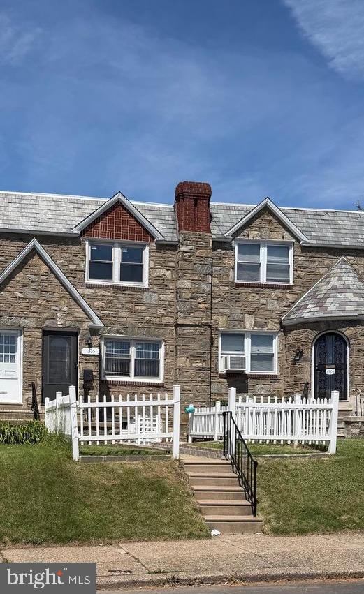 CASTOR GARDENS - Residential