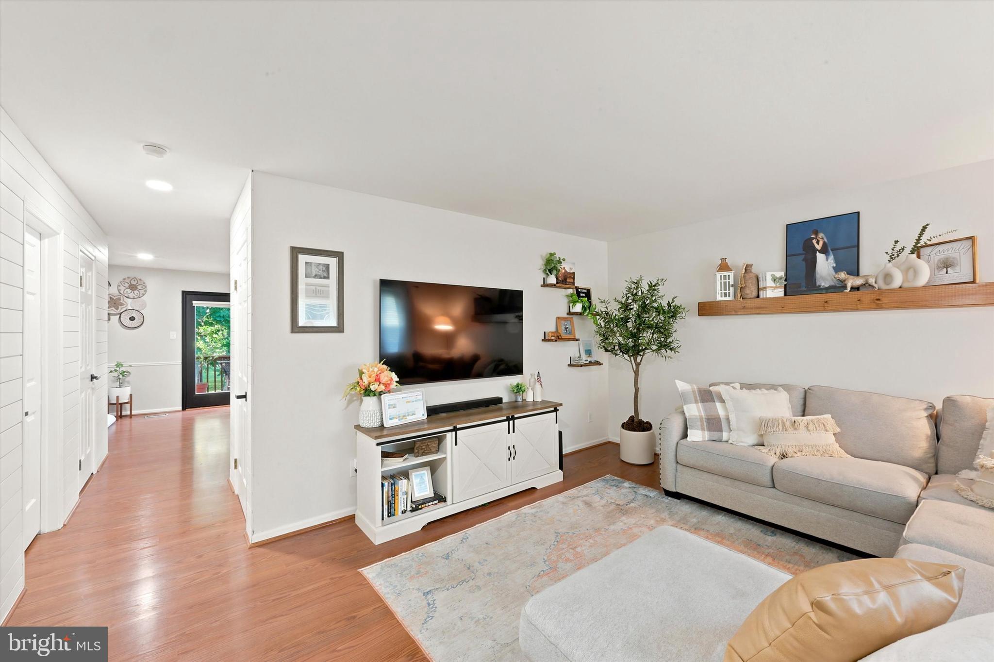 SPRINGHILL FARM - Residential