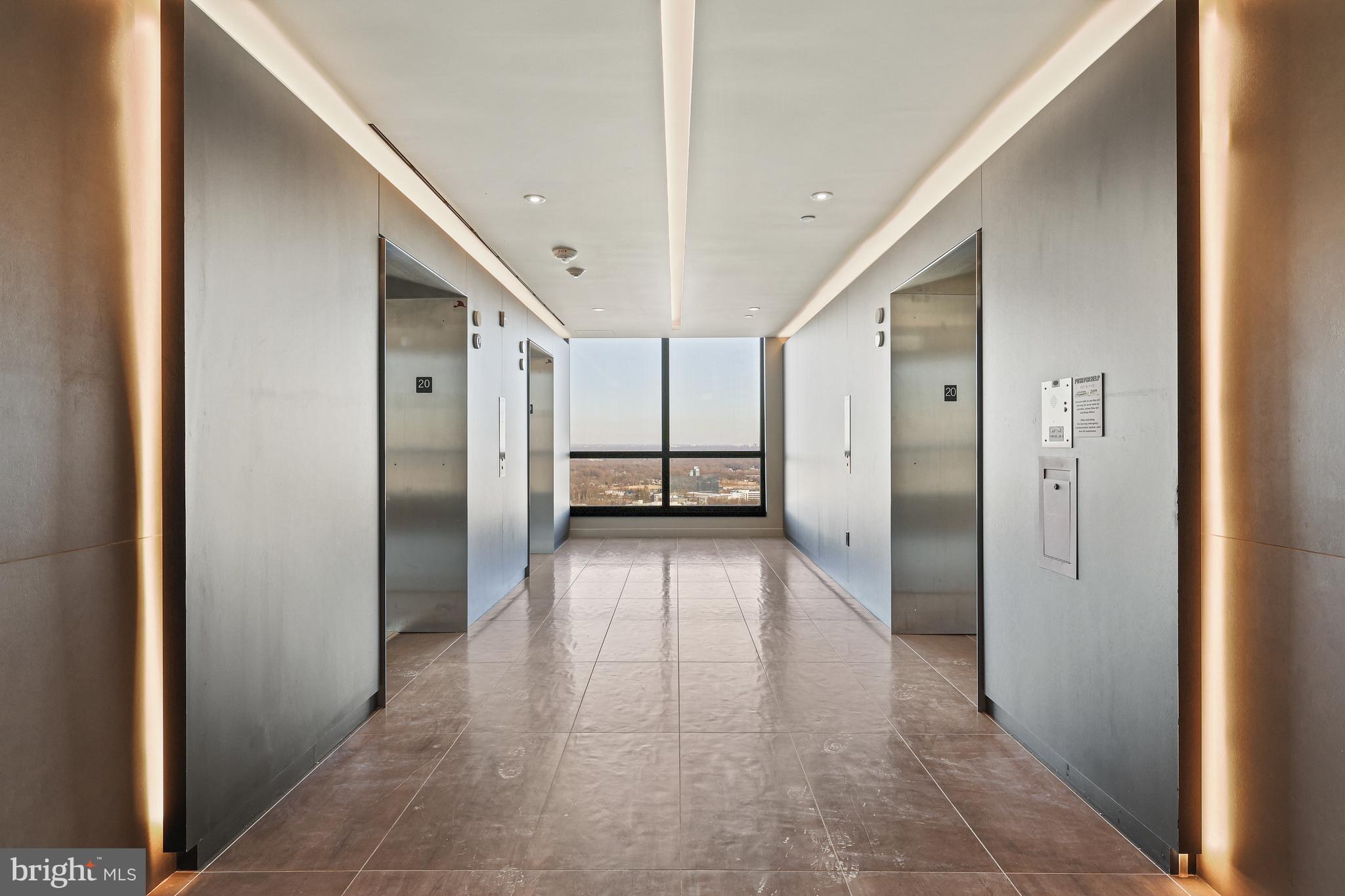 THE VERSE CONDO - Residential