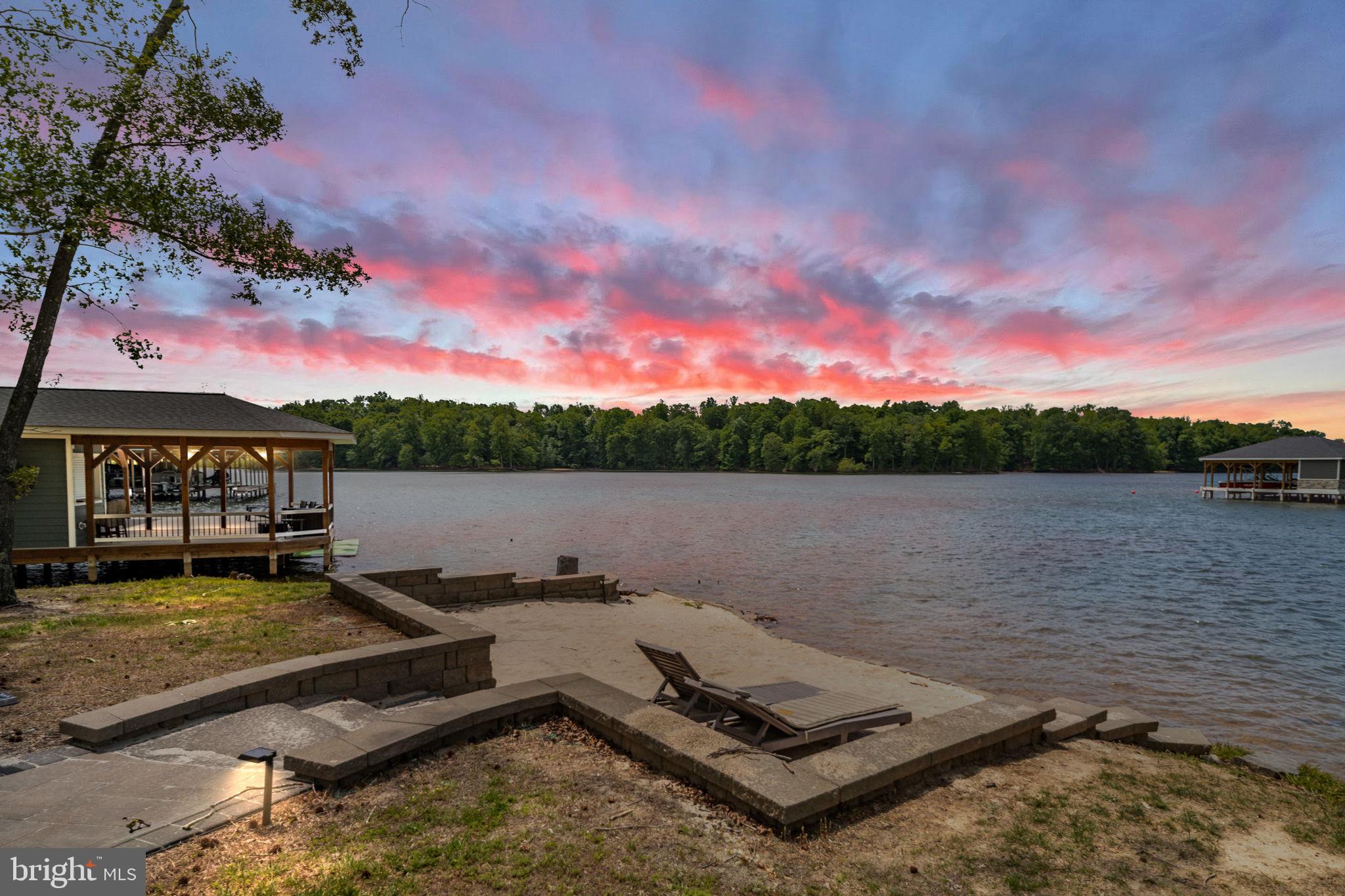ELK CREEK LANDING - Residential