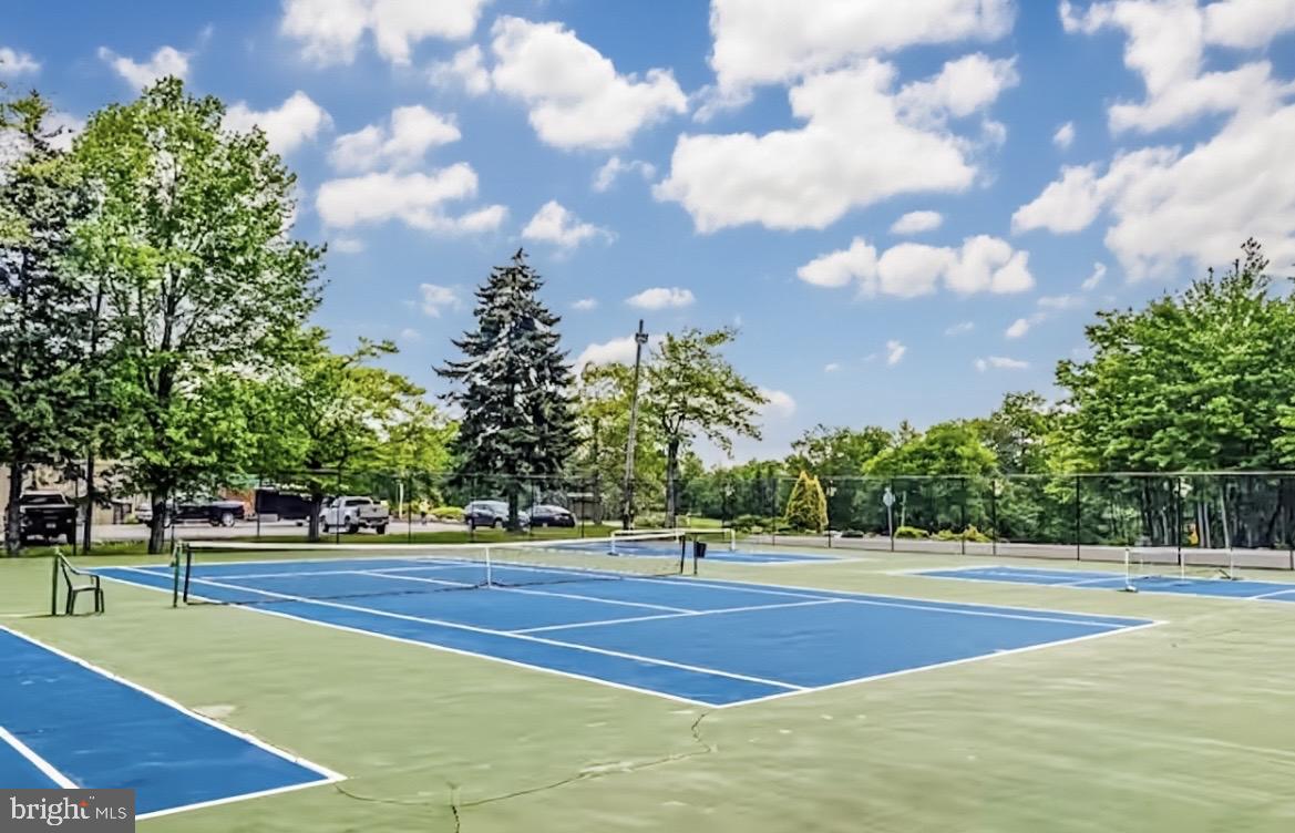 POCONO COUNTRY PLACE - Residential
