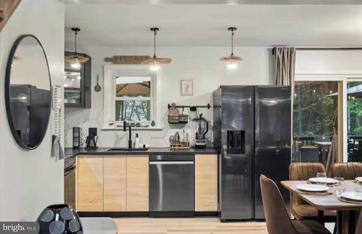 POCONO COUNTRY PLACE - Residential