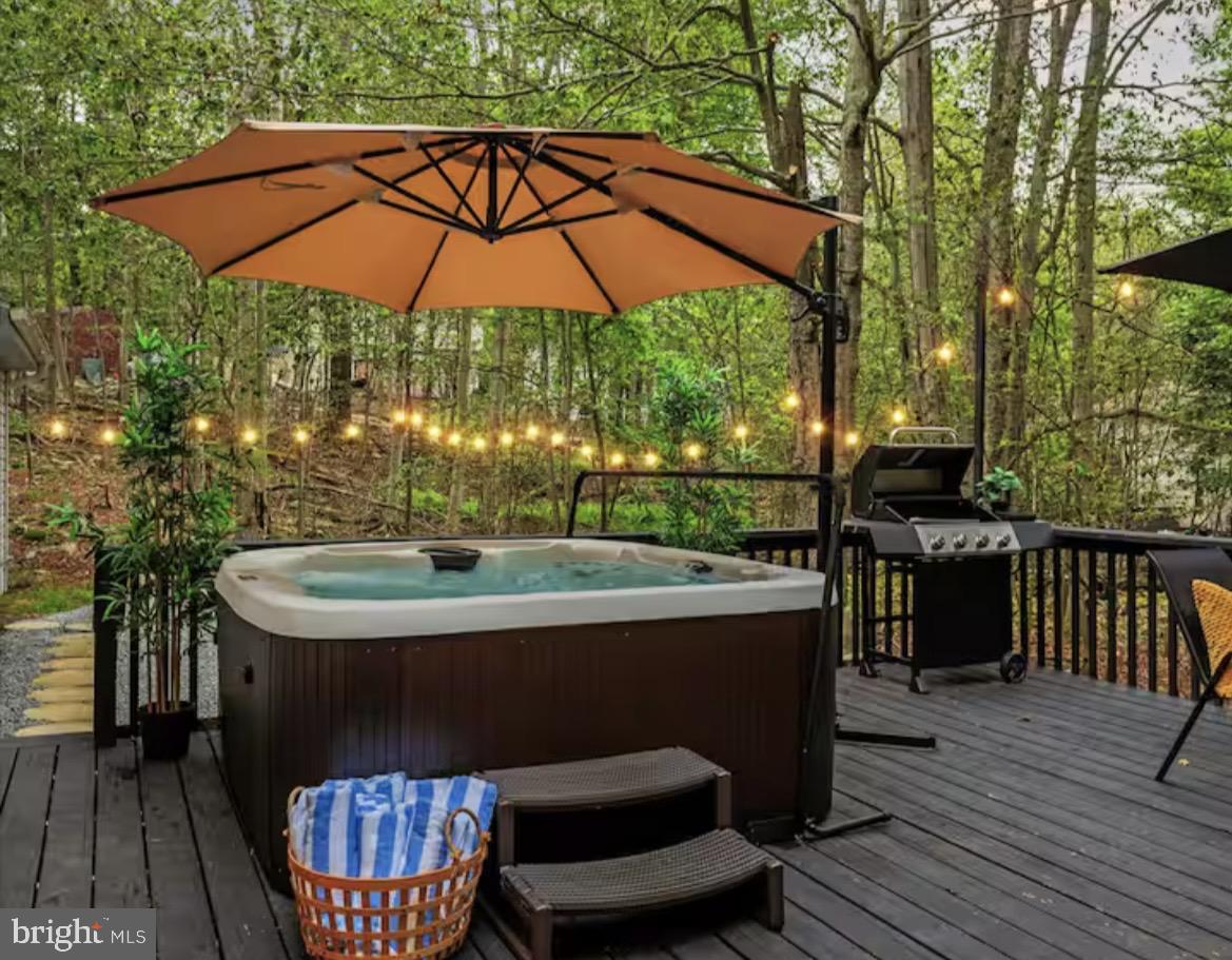 POCONO COUNTRY PLACE - Residential