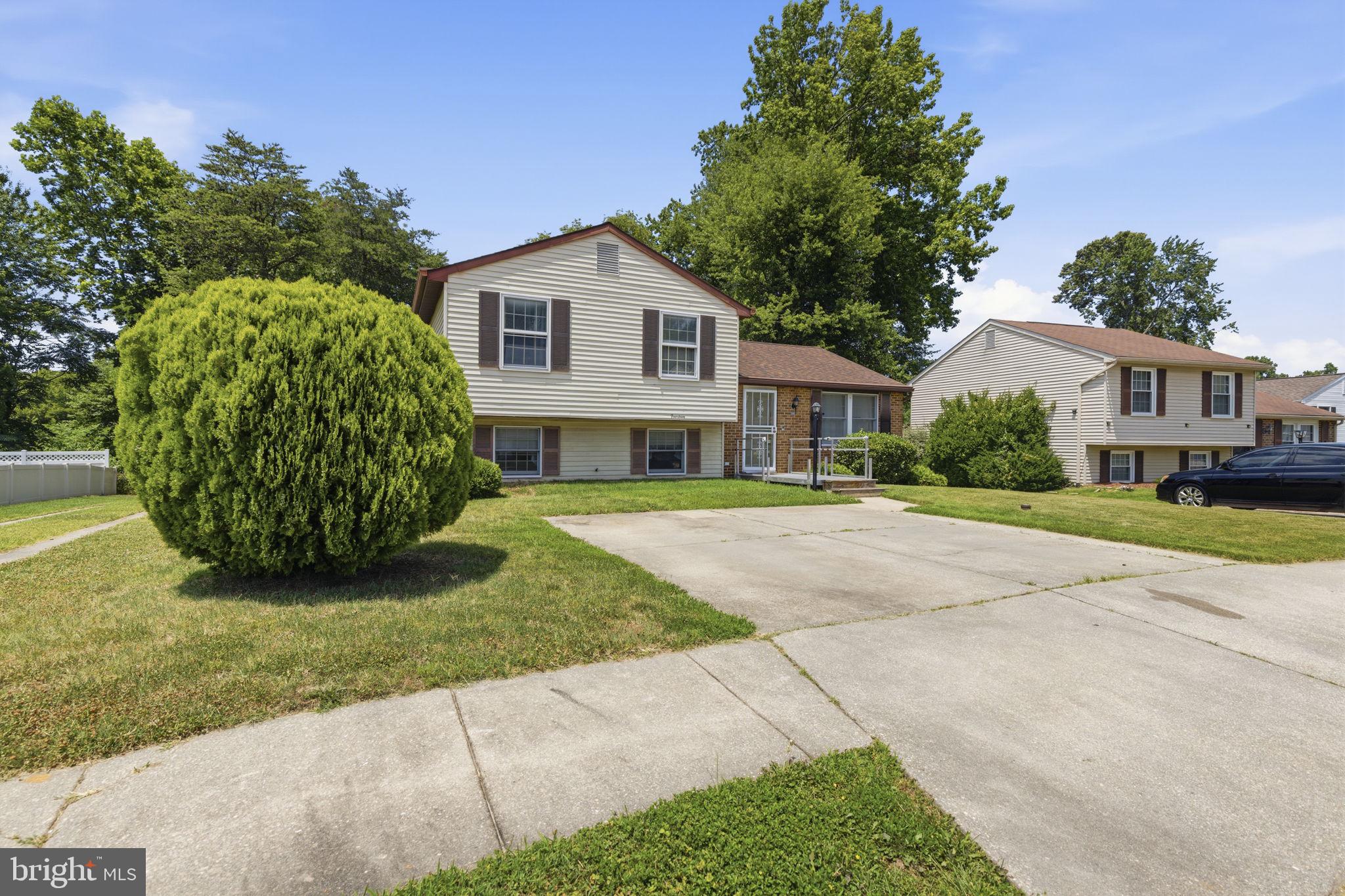 GOLDEN TREE - Residential
