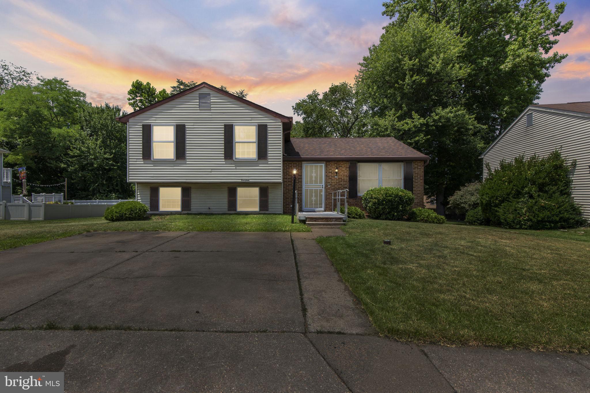 GOLDEN TREE - Residential