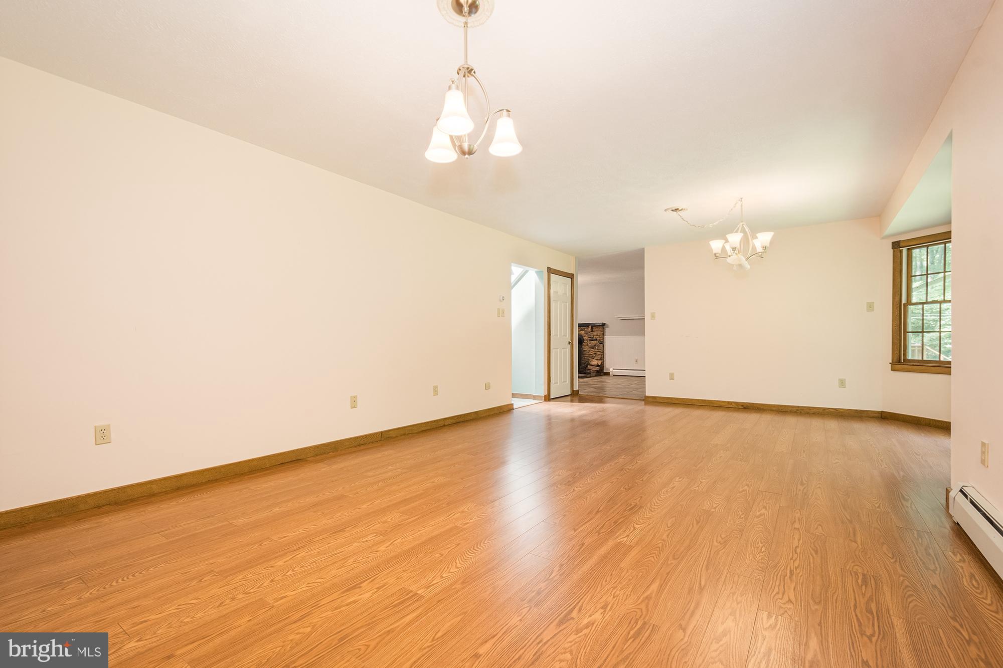 MAPLE DEL - Residential