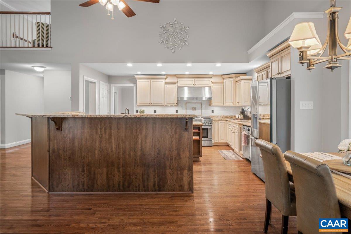 THE ESTATES AT ROYAL VIRGINIA - Residential