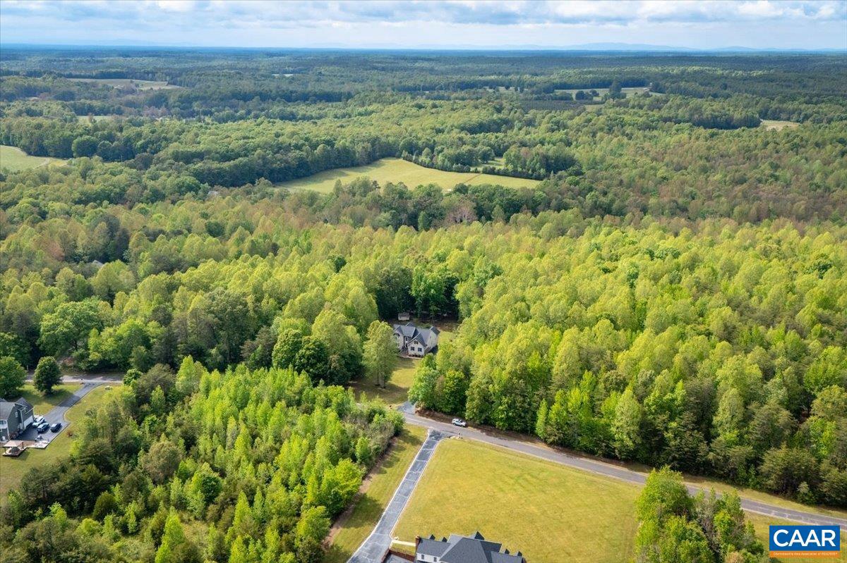 THE ESTATES AT ROYAL VIRGINIA - Residential
