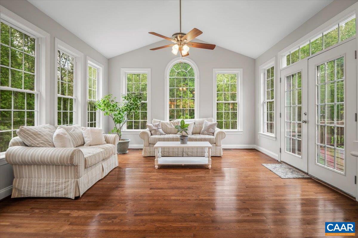 THE ESTATES AT ROYAL VIRGINIA - Residential