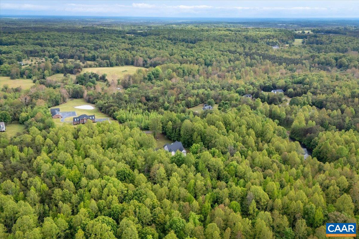 THE ESTATES AT ROYAL VIRGINIA - Residential