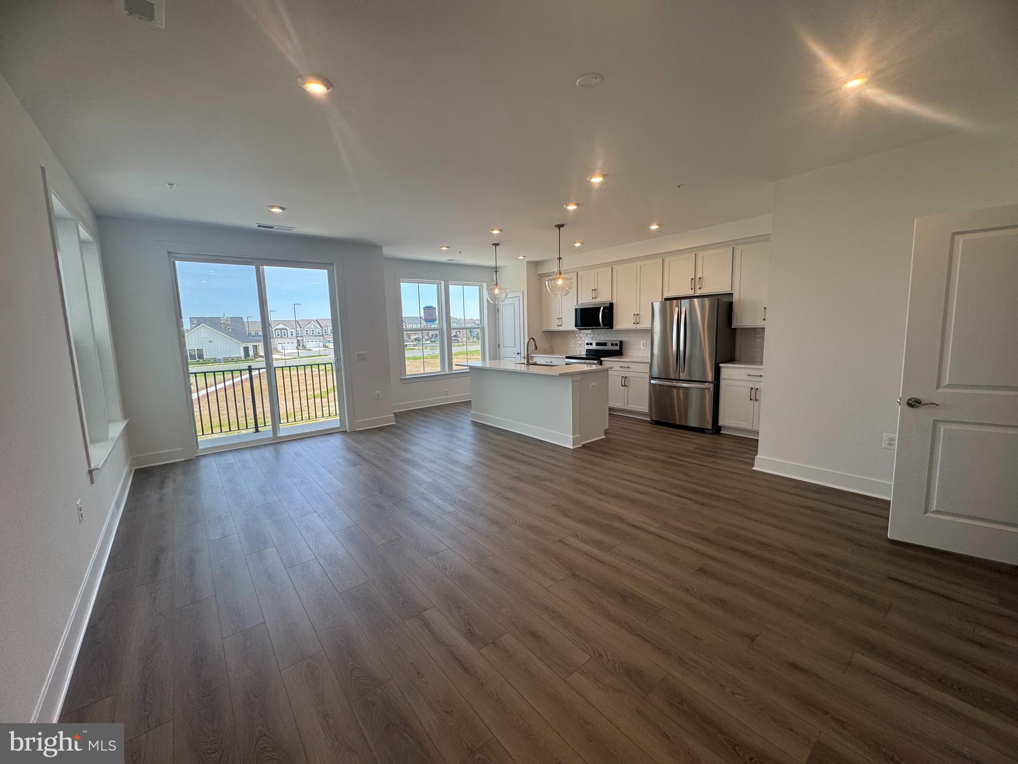 EMBREY MILL - Residential