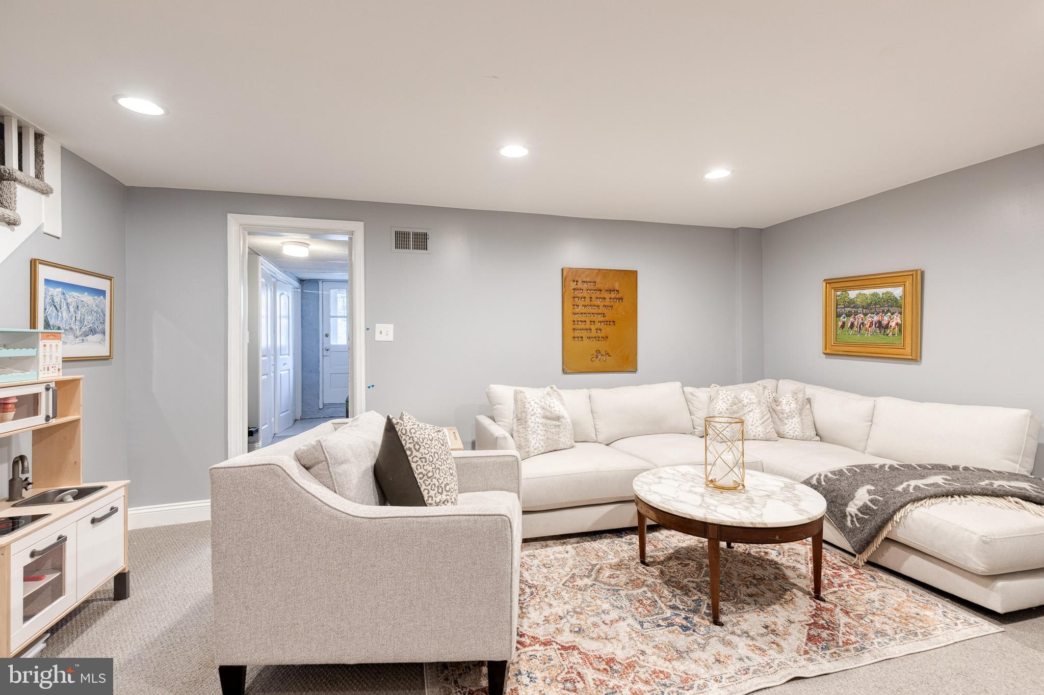 RODGERS FORGE - Residential