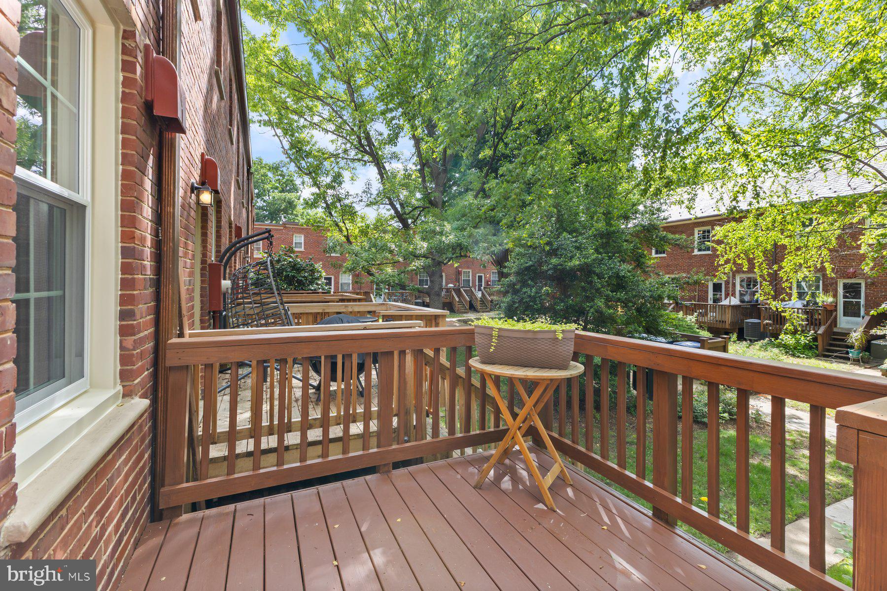 ARLINGTON VILLAGE - Residential Lease