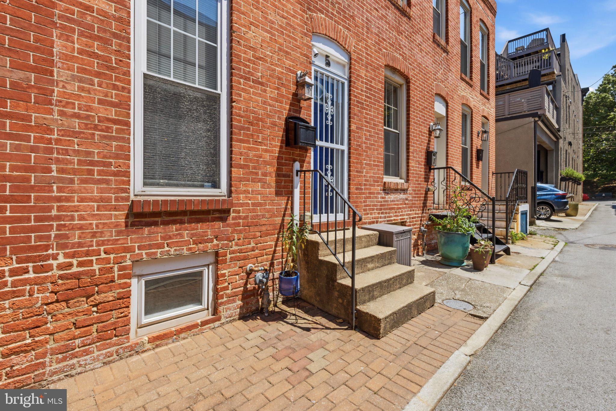 PATTERSON PLACE - Residential