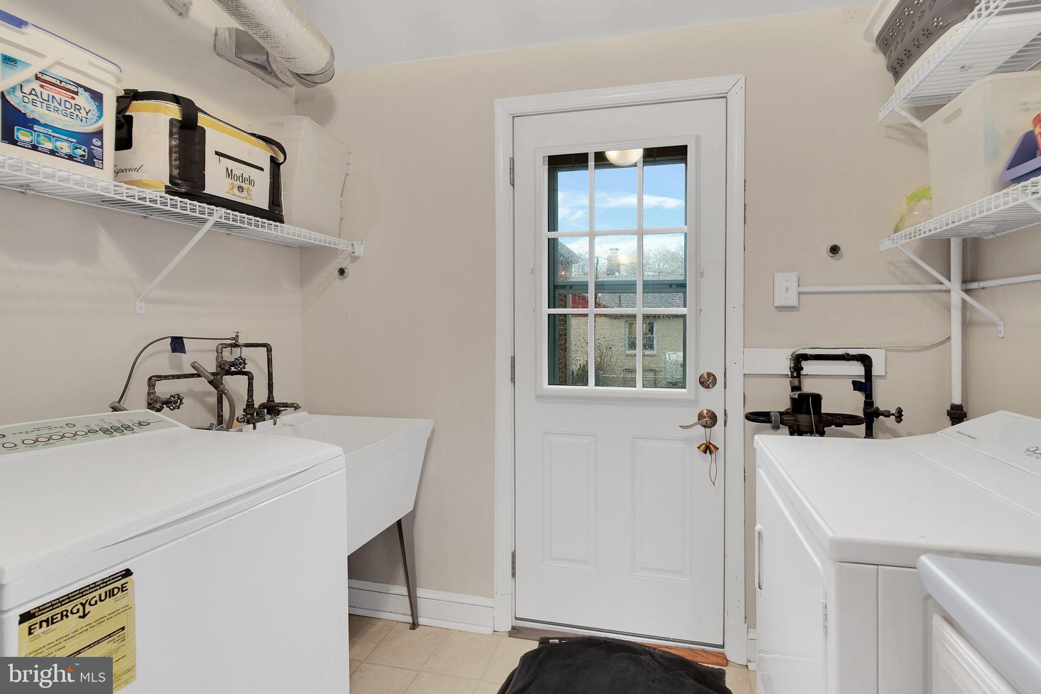 WHEATON FOREST - Residential Lease