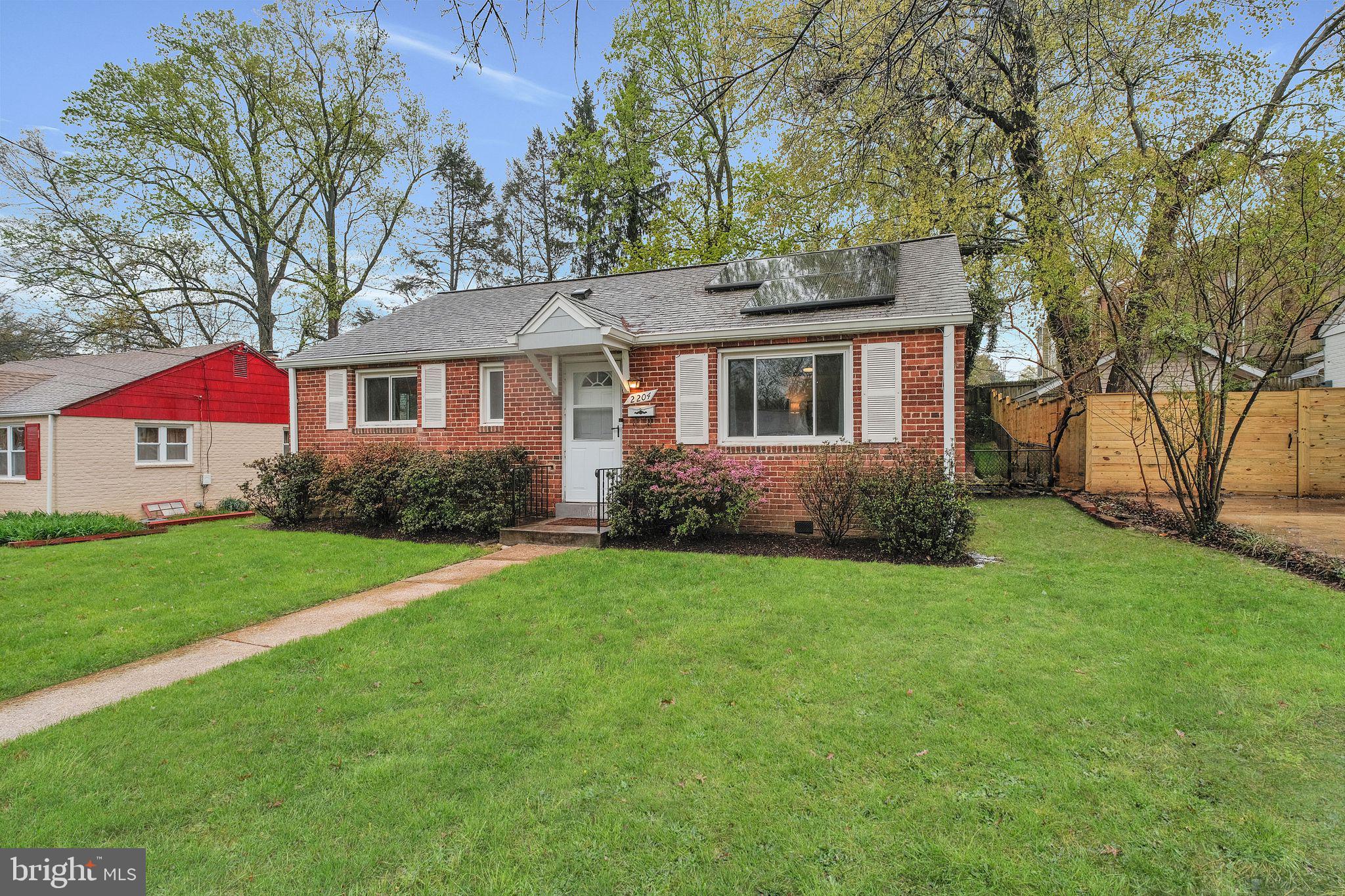 WHEATON FOREST - Residential Lease