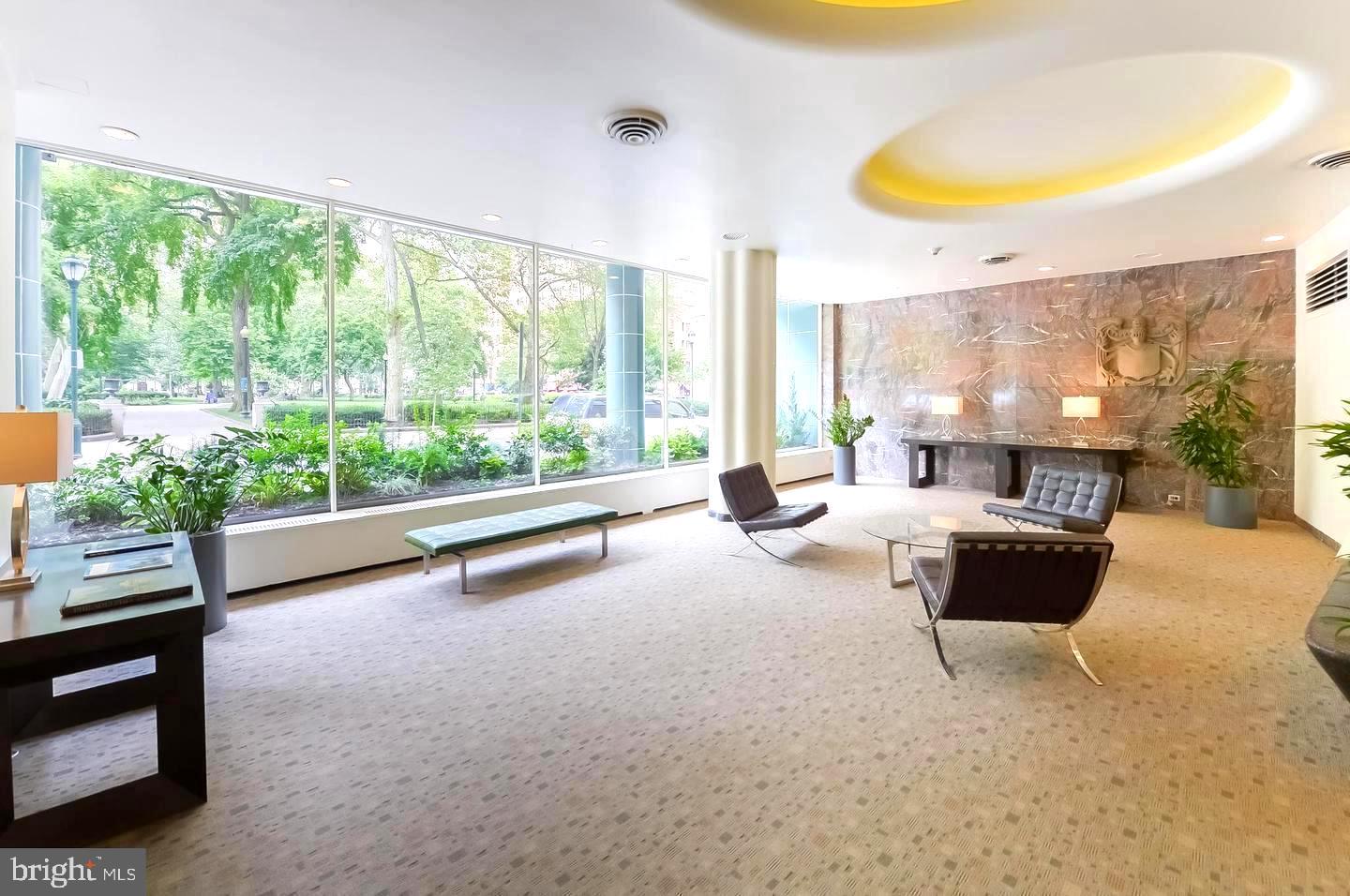 RITTENHOUSE SQUARE - Residential