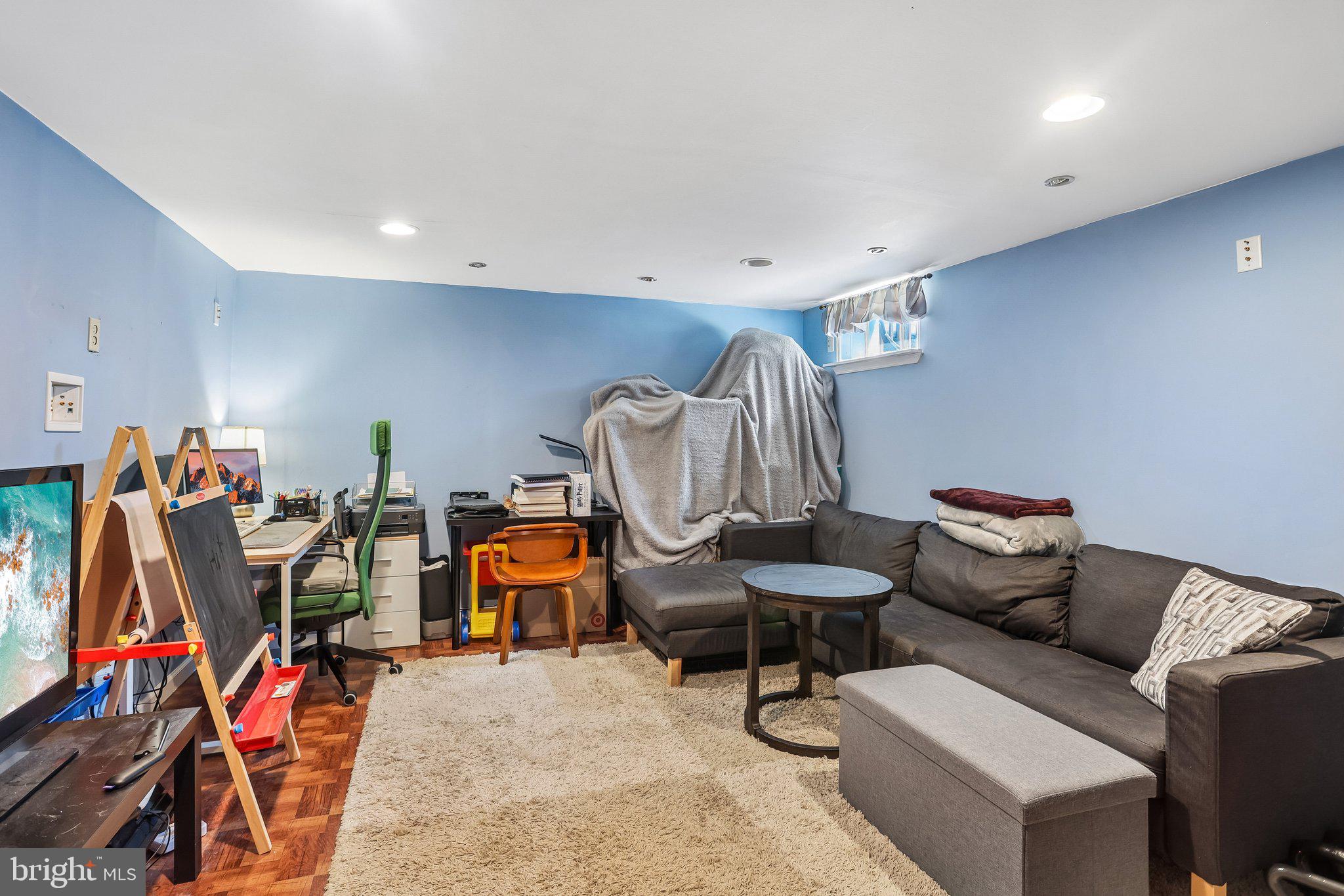 NORTHRIDGE ESTATES - Residential