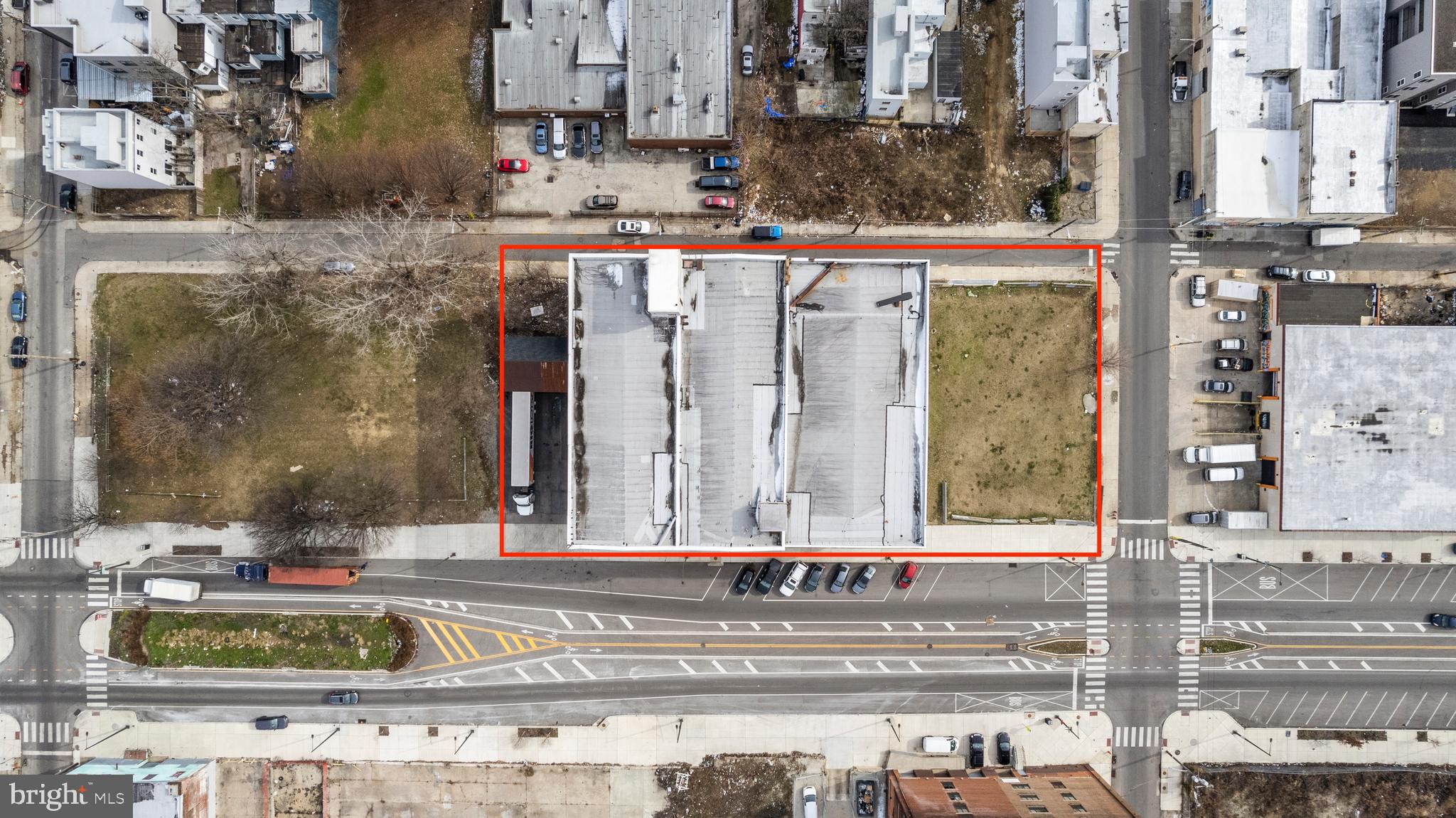OLDE KENSINGTON - Commercial Sale