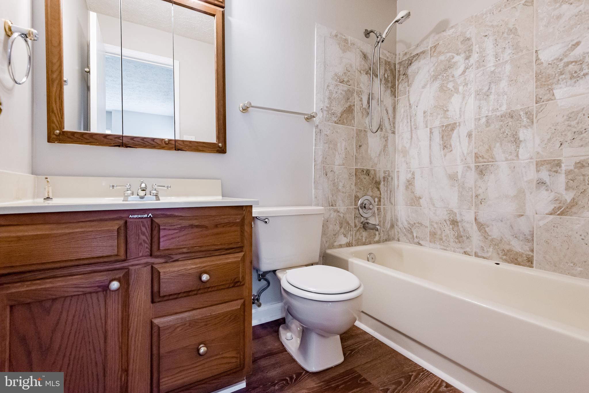 ROCKBURN COMMONS III - Residential