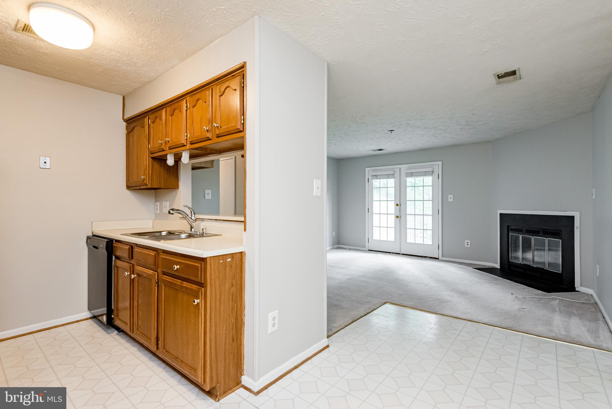 ROCKBURN COMMONS III - Residential