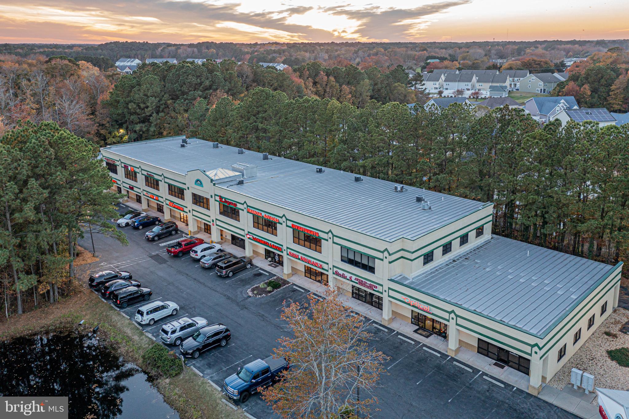Retail/ Office shop located in West Ocean City for sale. Located in the Teal Marsh Shopping Center in West Ocean City. Quarter Fees Water Bill $50. Condo Fee $1425
